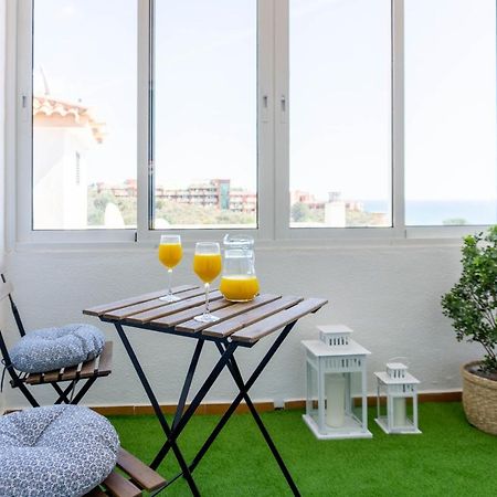 Carvajal Apartment Parking Malaga Benalmadena Bagian luar foto
