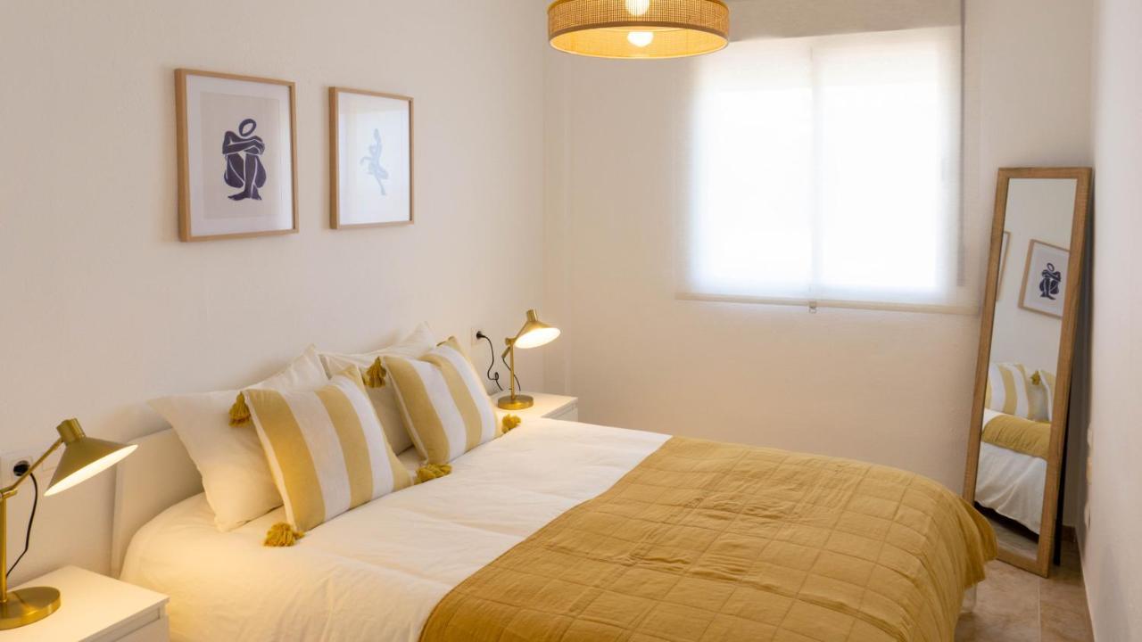 Carvajal Apartment Parking Malaga Benalmadena Bagian luar foto