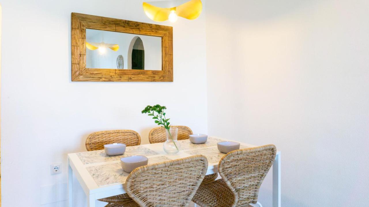 Carvajal Apartment Parking Malaga Benalmadena Bagian luar foto