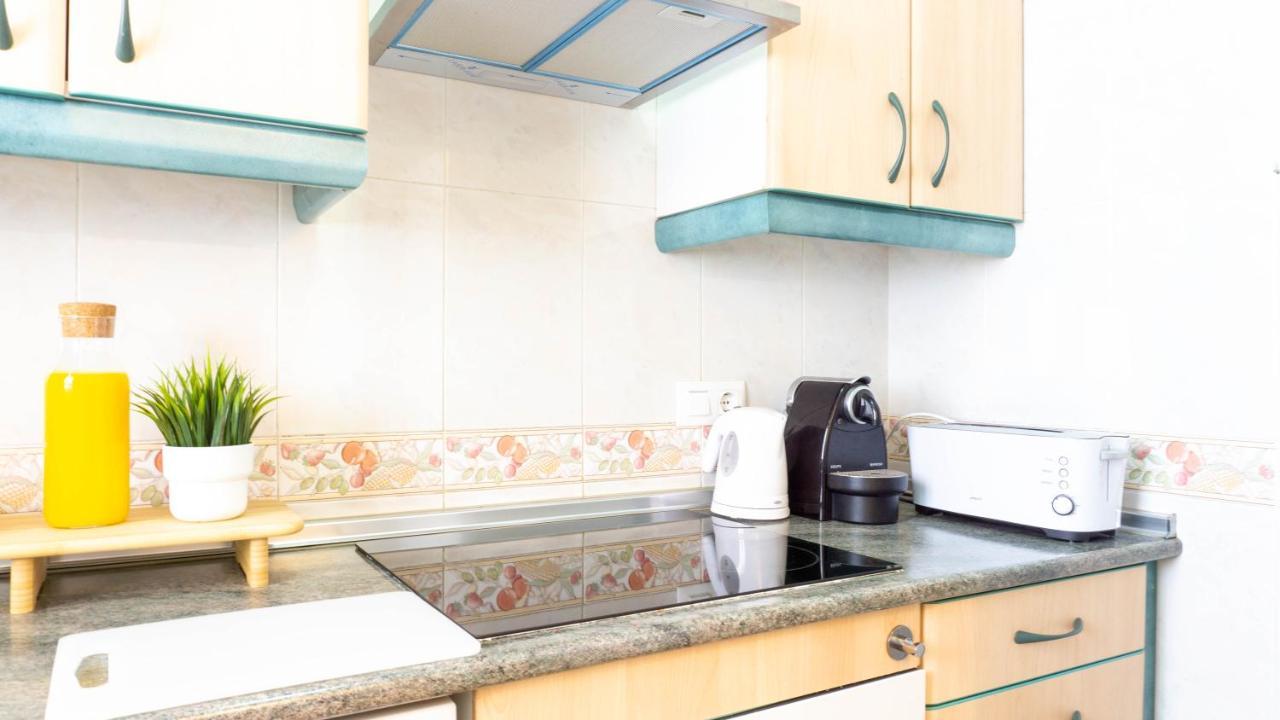 Carvajal Apartment Parking Malaga Benalmadena Bagian luar foto