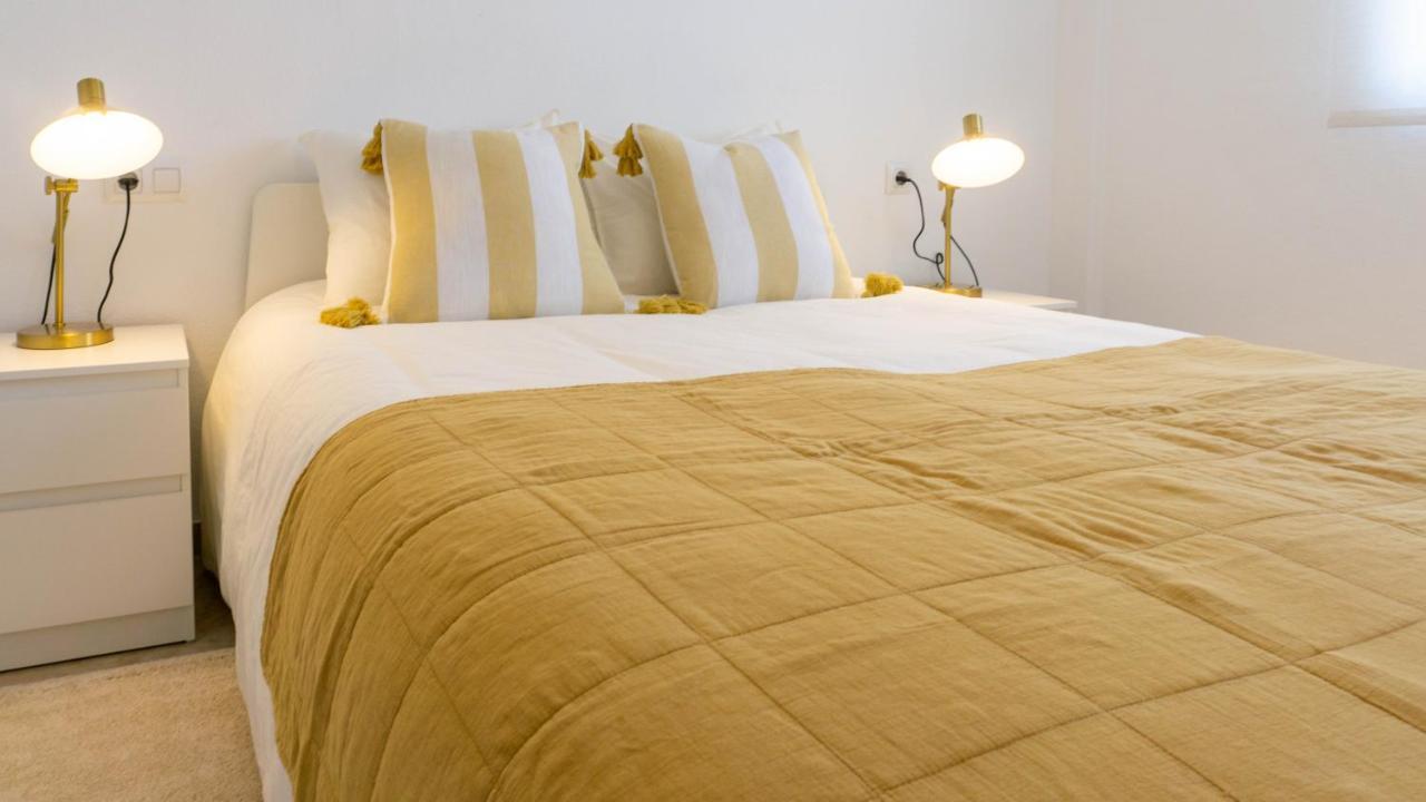 Carvajal Apartment Parking Malaga Benalmadena Bagian luar foto