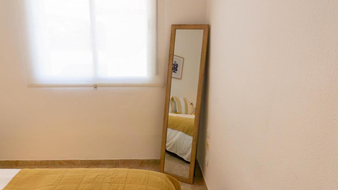 Carvajal Apartment Parking Malaga Benalmadena Bagian luar foto