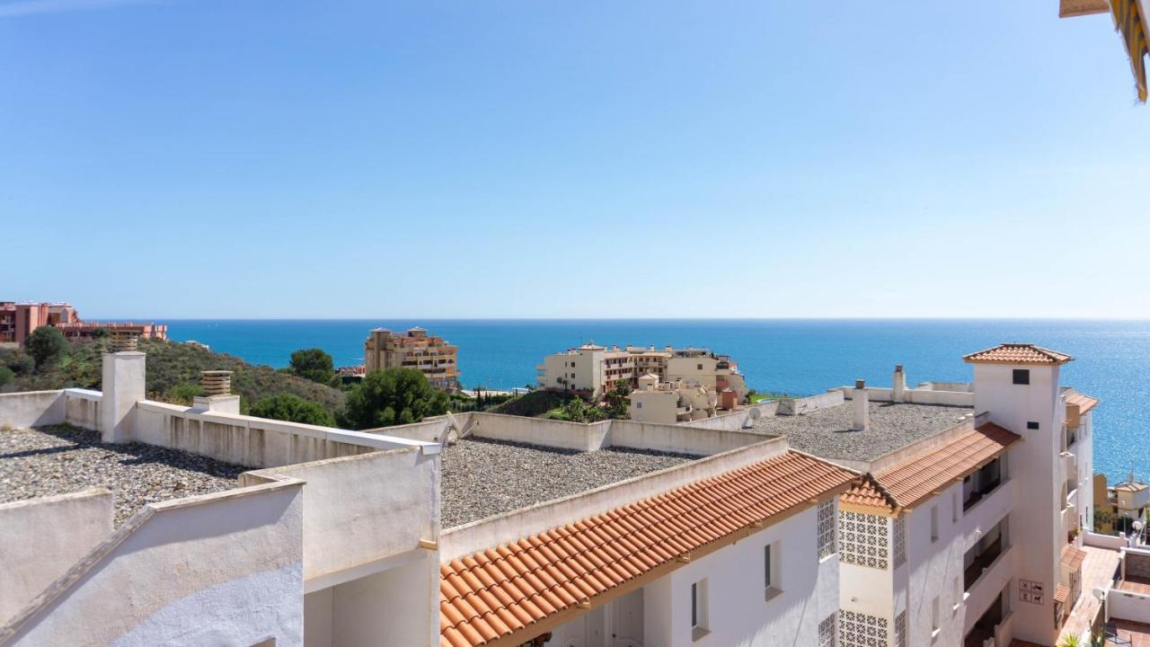 Carvajal Apartment Parking Malaga Benalmadena Bagian luar foto